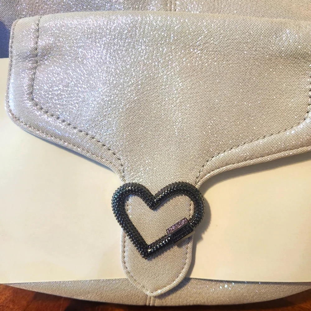 Aimee Kestenberg Leather Expandable Shopper Mystic Metallic Lovers Lane Bag - Picture 5 of 16